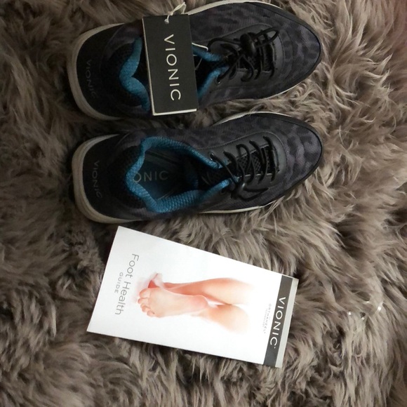 vionic bungee sneakers